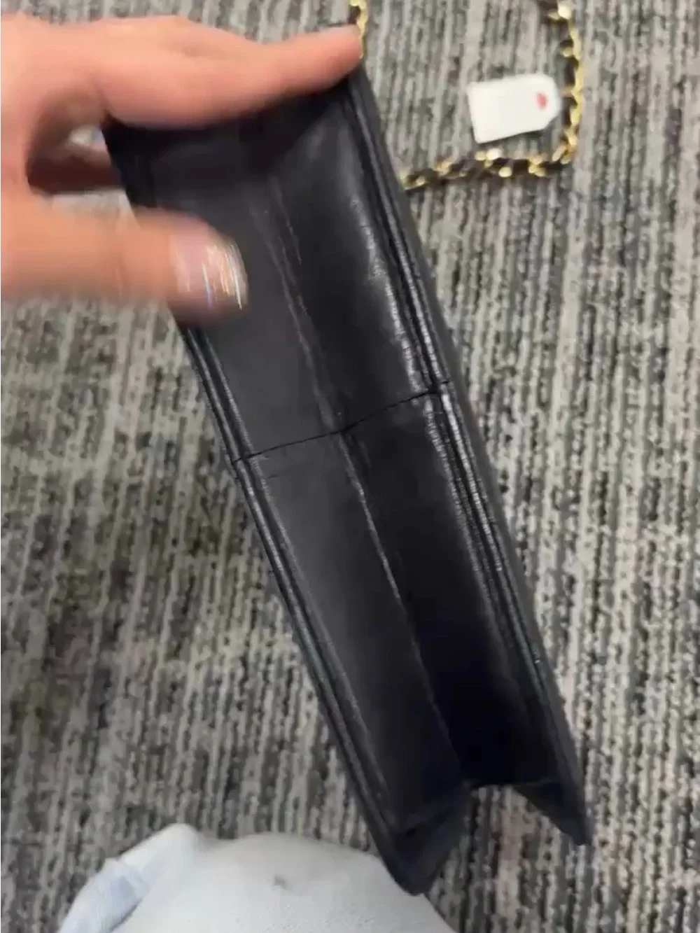 CHANEL Black Quilted Shoulder Bag with Gold Chain